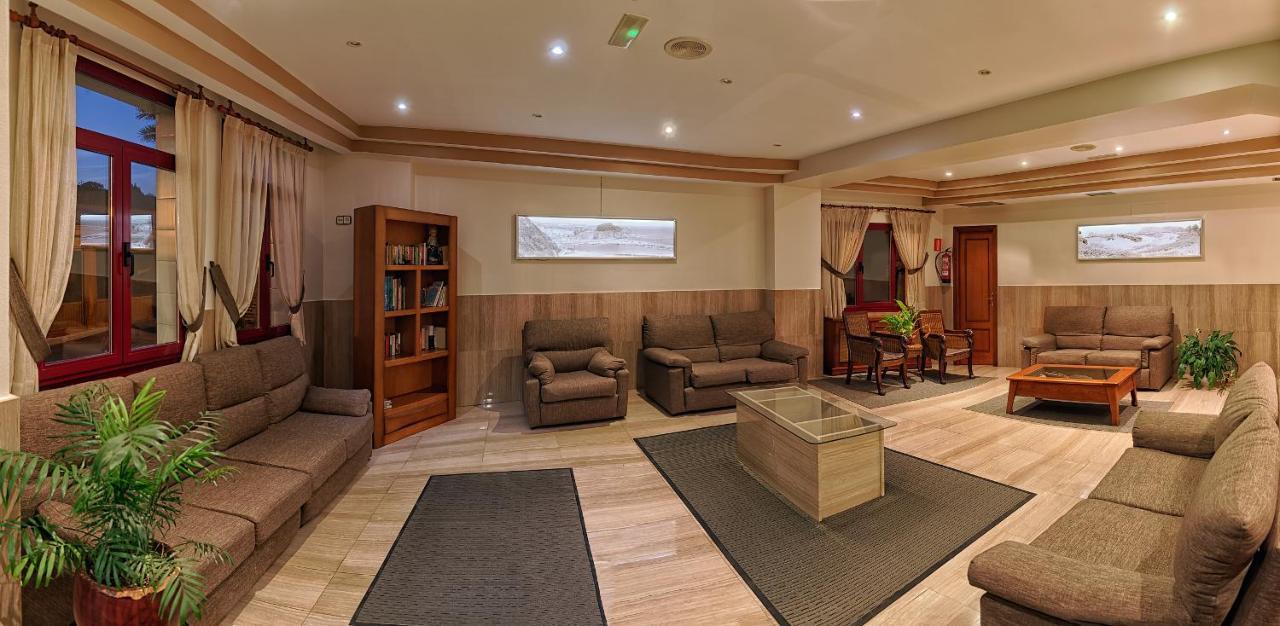 פרלורה Hotel Piedra מראה חיצוני תמונה