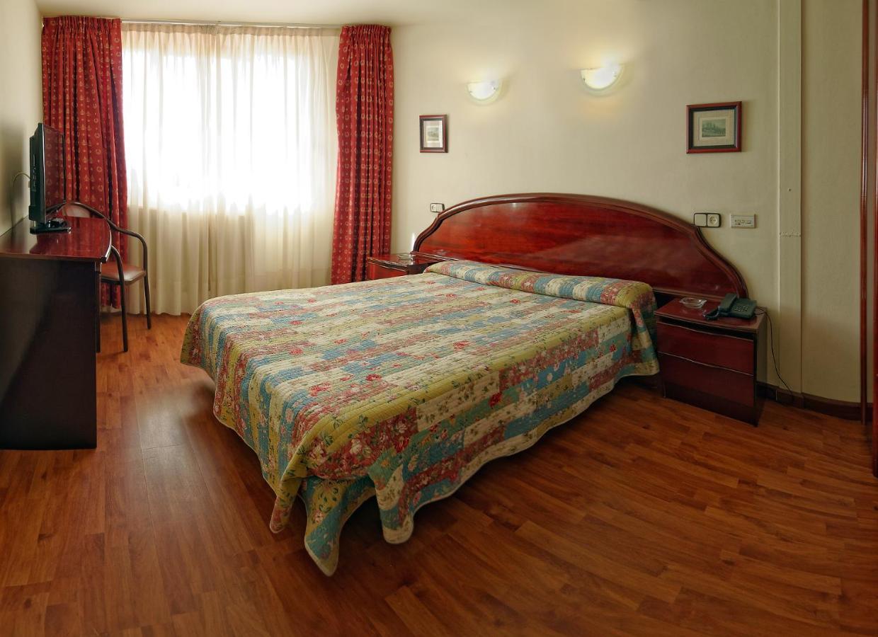 פרלורה Hotel Piedra מראה חיצוני תמונה